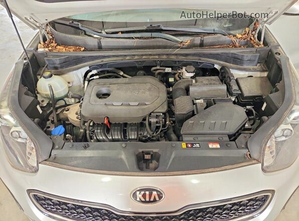 KNDPMCACXK7605327 2019 KIA SPORTAGE Silver ძრავის განყოფილების ხედი