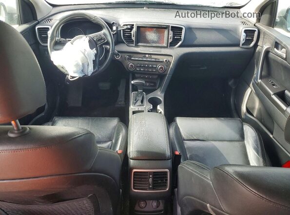 KNDPN3AC0H7252666 2017 KIA SPORTAGE Серебряный Вид панели приборов