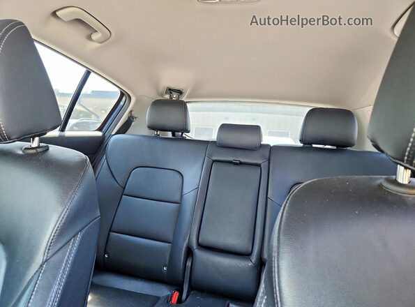 KNDPN3AC1J7424614 2018 KIA SPORTAGE Black უკანა სავარძლების ხედი