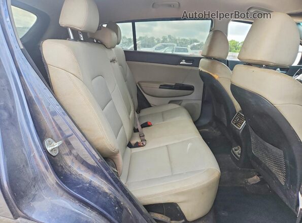 KNDPN3AC1L7736175 2020 KIA SPORTAGE Blue Rear interior view