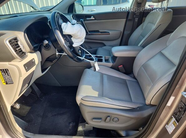 KNDPN3AC3H7235697 2017 KIA SPORTAGE Gray Vista interior delantera