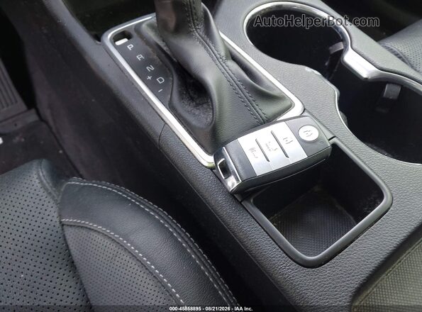 KNDPN3AC3J7401268 2018 KIA SPORTAGE Белый Вид панели приборов