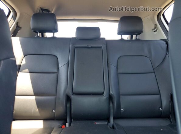 KNDPN3AC4K7589624 2019 KIA SPORTAGE White Հետևի նստատեղերի տեսք