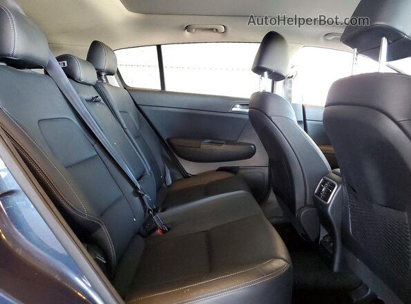 KNDPN3AC5H7227679 2017 KIA SPORTAGE Charcoal Вид задньої частини салону