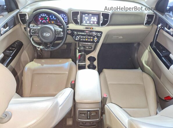 KNDPN3AC5J7397644 2018 KIA SPORTAGE Белый Вид панели приборов
