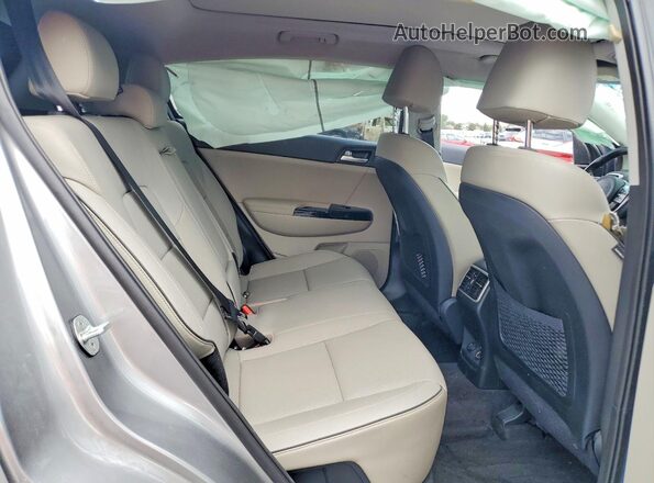 KNDPN3AC7N7961798 2022 KIA SPORTAGE Silver Vista interior trasera