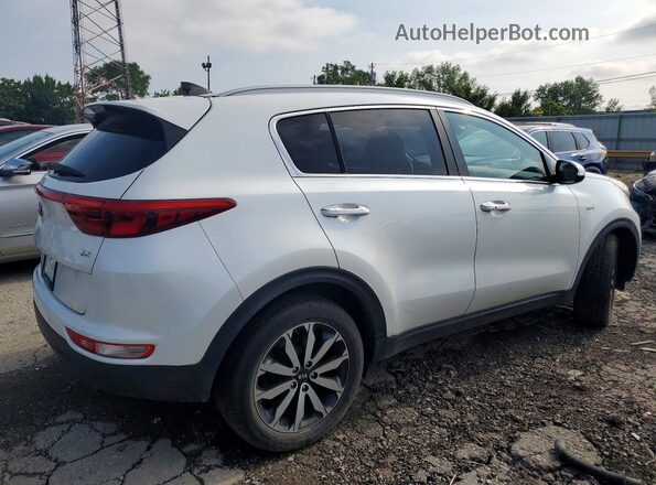 KNDPNCAC0H7168900 2017 KIA SPORTAGE White Rear right