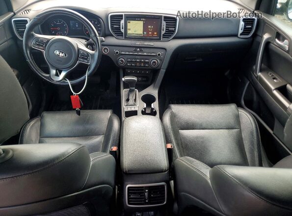 KNDPNCAC0H7168900 2017 KIA SPORTAGE White Dashboard view