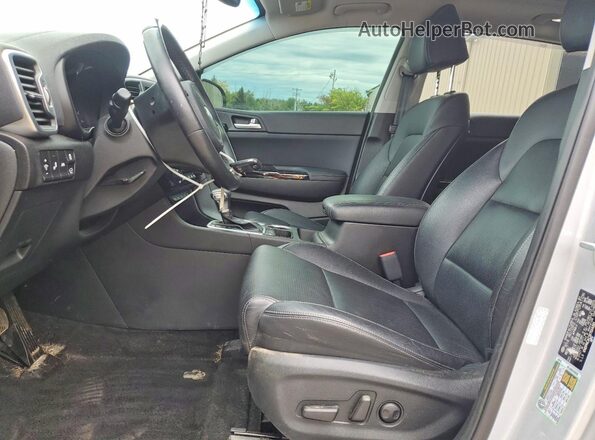 KNDPNCAC1K7514265 2019 KIA SPORTAGE Серебряный Вид салона спереди