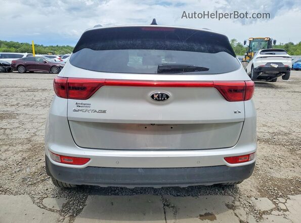 KNDPNCAC1K7514265 2019 KIA SPORTAGE Серебряный Вид сзади