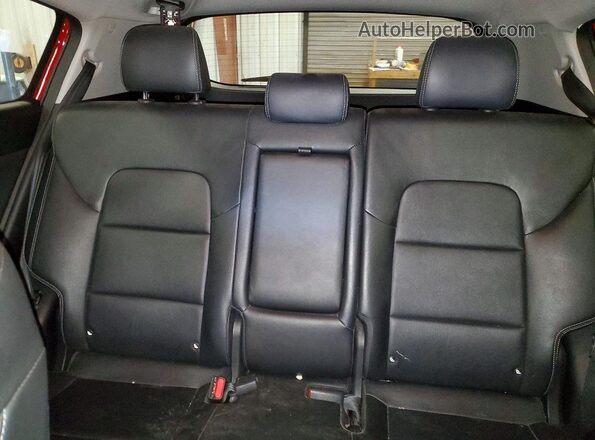 KNDPNCAC4K7497798 2019 KIA SPORTAGE Red Vista de los asientos traseros