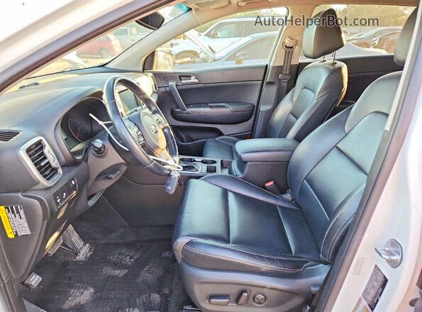 KNDPNCAC5H7220988 2017 KIA SPORTAGE White Vista interior delantera
