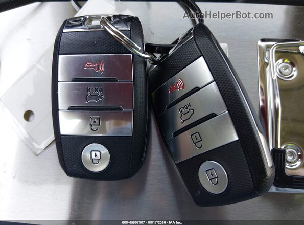 KNDPNCAC5H7275795 2017 KIA SPORTAGE Red Widok deski rozdzielczej