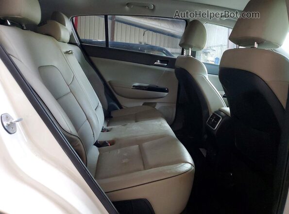 KNDPNCAC7M7846360 2021 KIA SPORTAGE White Սալոնի հետևի տեսք