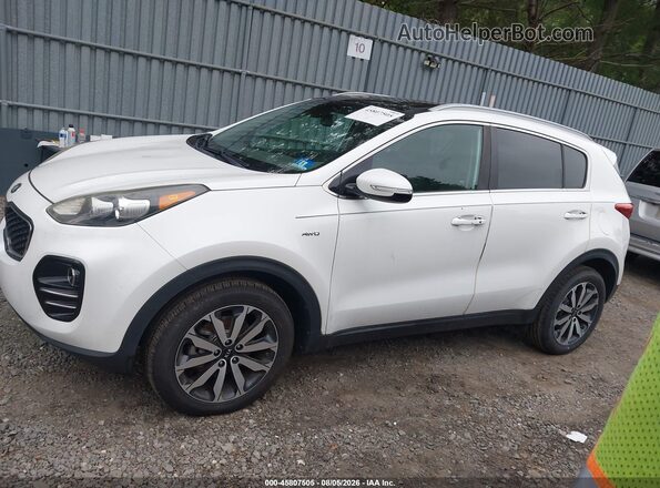 KNDPNCAC8H7055860 2017 KIA SPORTAGE White Widok wnętrza 360 stopni