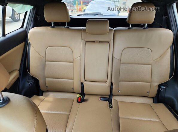 KNDPR3A62M7851903 2021 KIA SPORTAGE White Widok tylnych siedzeń