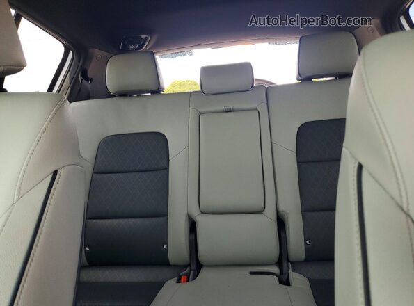 KNDPR3A63H7159901 2017 KIA SPORTAGE Gray Rear seats view