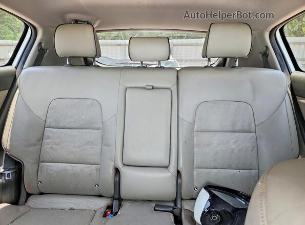 KNDPR3A65H7203946 2017 KIA SPORTAGE White Widok tylnych siedzeń