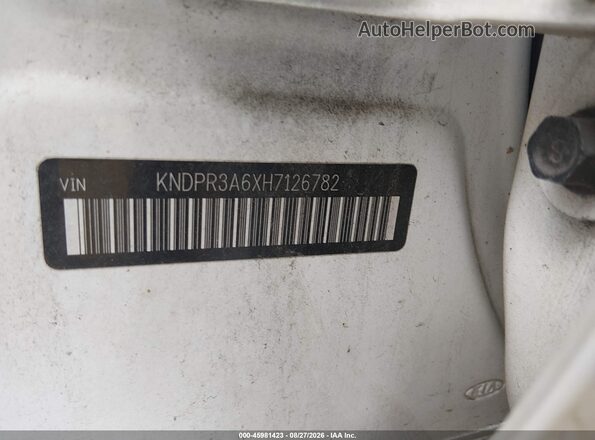 KNDPR3A6XH7126782 2017 KIA SPORTAGE White Vista del compartimento del motor