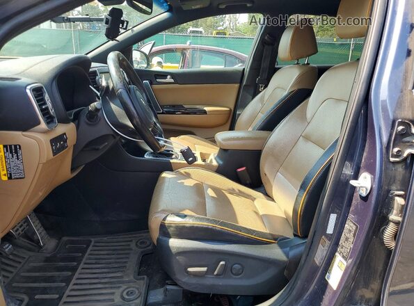 KNDPRCA61H7093610 2017 KIA SPORTAGE Blue Вид салону спереду