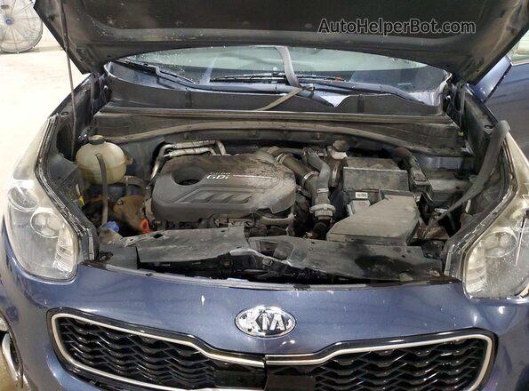 KNDPRCA69H7207806 2017 KIA SPORTAGE Blue Engine compartment view