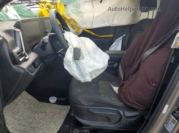 KNDPU3AF5P7034699 2023 KIA SPORTAGE Silver Widok wnętrza z przodu