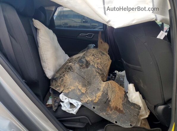 KNDPU3AF5P7034699 2023 KIA SPORTAGE Silver Widok tylnych siedzeń