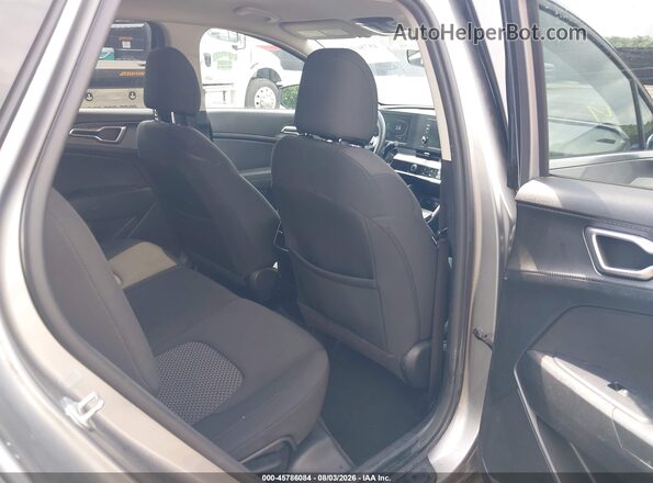 KNDPU3AF8P7038570 2023 KIA SPORTAGE Silver Vista de la etiqueta del VIN