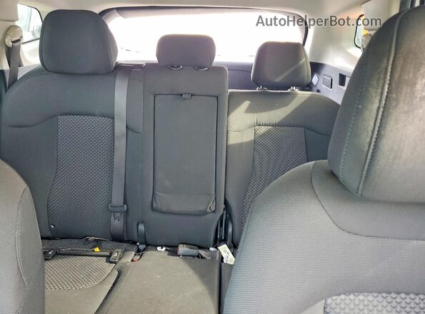KNDPU3AF9P7067821 2023 KIA SPORTAGE White Widok tylnych siedzeń
