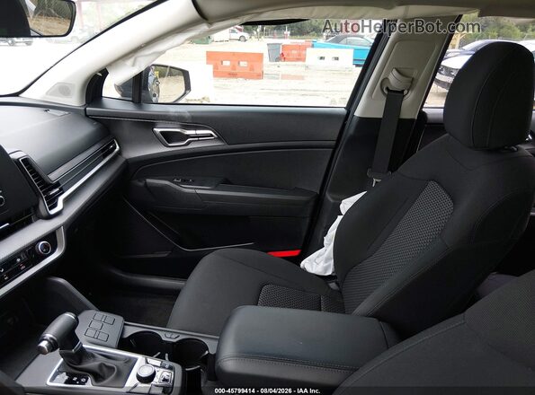 KNDPU3AFXP7175686 2023 KIA SPORTAGE Gray Vista interior delantera