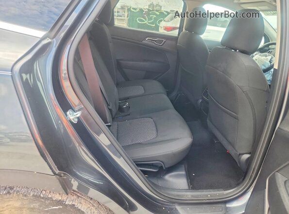 KNDPU3DF1S7387056 2025 KIA SPORTAGE Gray Rear interior view