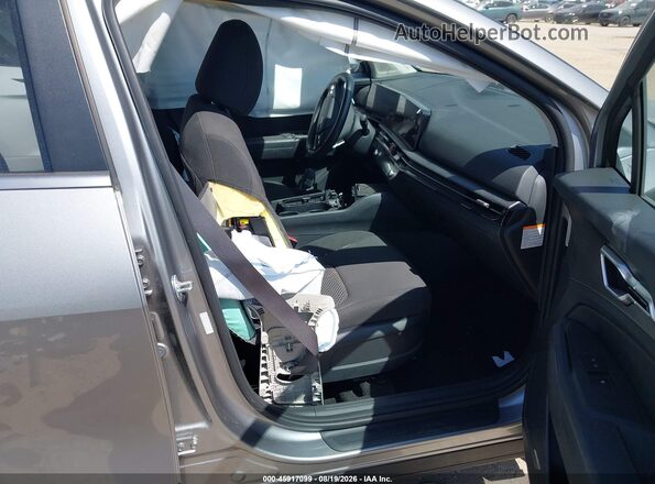 KNDPU3DG9T7308081 2026 KIA SPORTAGE HYBRID Silver წინა სალონის ხედი