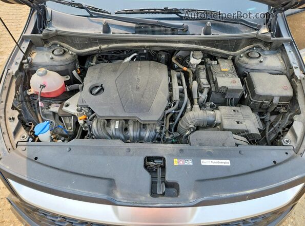 KNDPUCAF8P7146543 2023 KIA SPORTAGE Black Vista del compartimento del motor