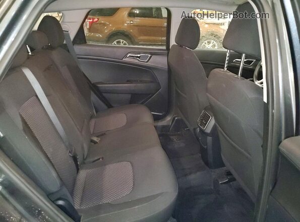 KNDPUCDF4S7405369 2025 KIA SPORTAGE Gray Widok wnętrza z tyłu
