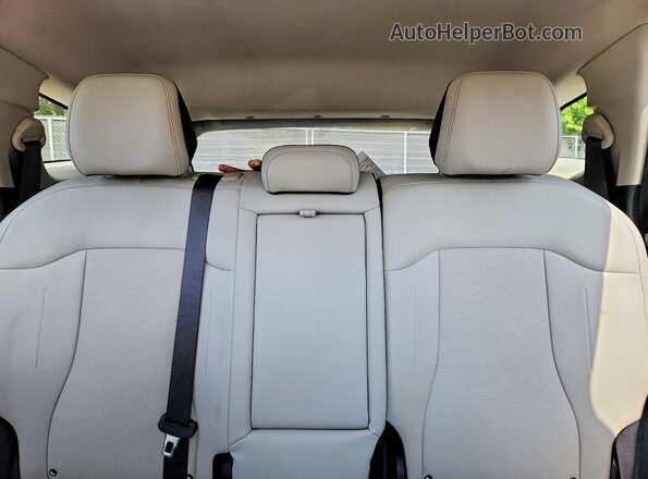 KNDPV3DF4S7328015 2025 KIA SPORTAGE Gray Widok tylnych siedzeń