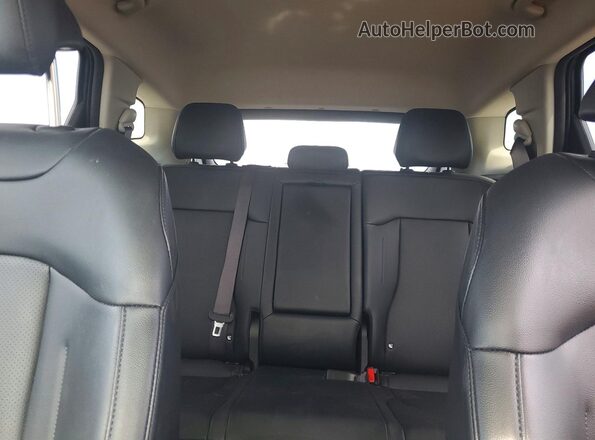 KNDPVCAG1P7068547 2023 KIA SPORTAGE Blue Հետևի նստատեղերի տեսք