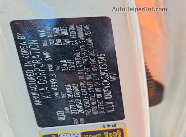 KNDPVCAG2P7057346 2023 KIA SPORTAGE White VIN sticker view
