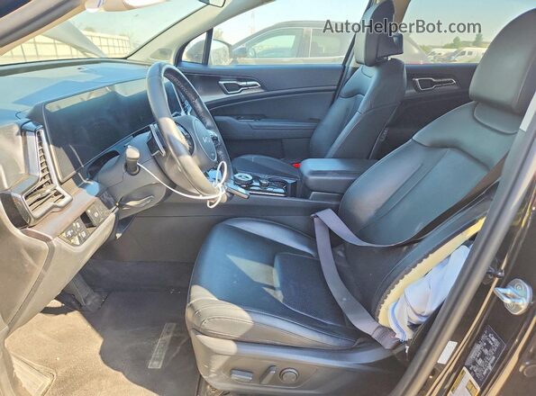 KNDPVCAG3P7016580 2023 KIA SPORTAGE Black Front interior view