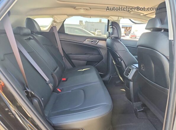 KNDPVCAG3P7016580 2023 KIA SPORTAGE Black Rear seats view