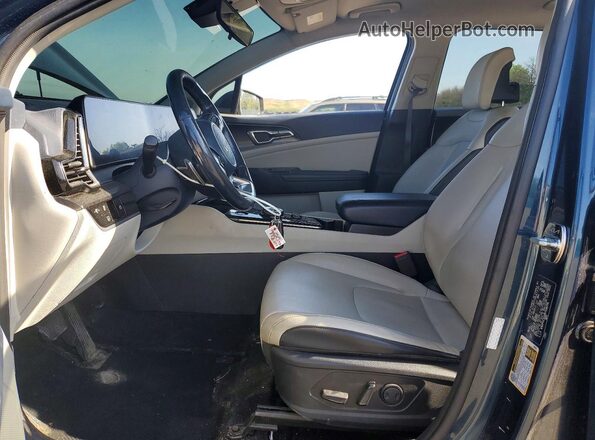 KNDPVCAGXP7106776 2023 KIA SPORTAGE Бирюзовый Вид салона спереди