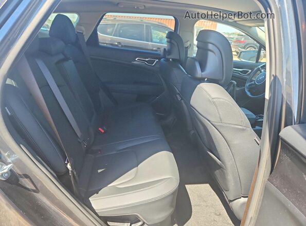 KNDPVCDG6R7155973 2024 KIA SPORTAGE Gray Vista de los asientos traseros