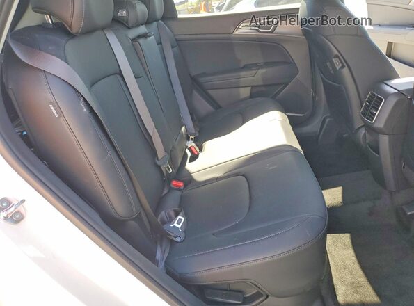 KNDPVDDG4T7332503 2026 KIA SPORTAGE White Rear interior view