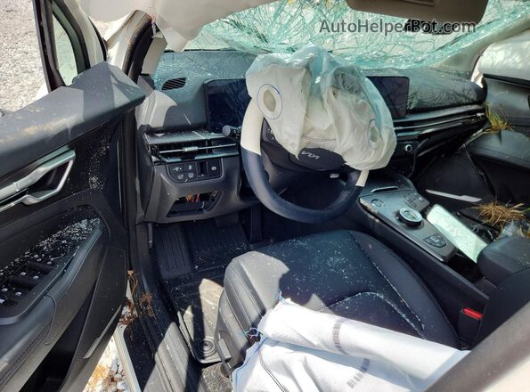 KNDPVDDG7T7344919 2026 KIA SPORTAGE White Вид панелі приладів