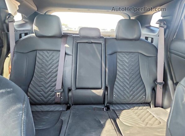 KNDPVDDG9T7272640 2026 KIA SPORTAGE Silver Rear seats view