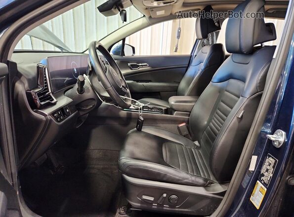 KNDPXCDG3R7119345 2024 KIA SPORTAGE Blue წინა სალონის ხედი