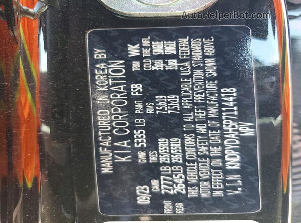 KNDPYDAH5P7114418 2023 KIA SPORTAGE Black VIN კოდის სტიკერის ხედი