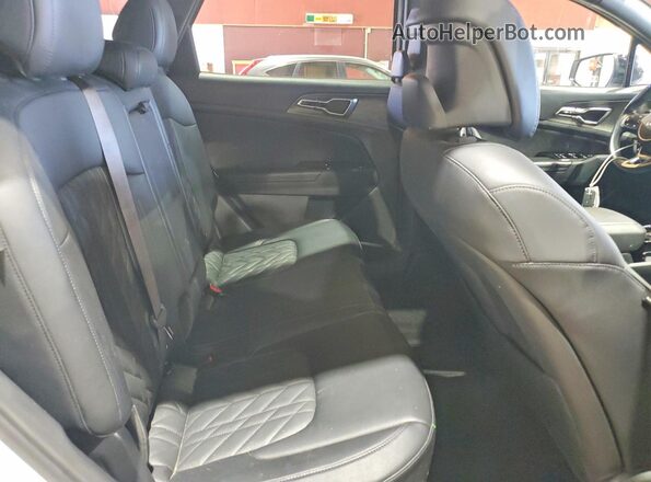 KNDPYDDH9S7190793 2025 KIA SPORTAGE White Vista interior trasera