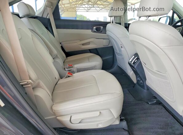 KNDRG4LG1N5081247 2022 KIA SORENTO Gray უკანა სალონის ხედი