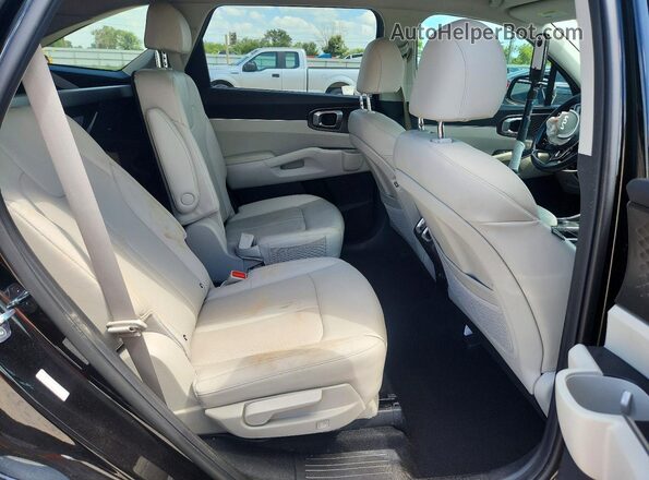 KNDRG4LG2N5086263 2022 KIA SORENTO Черный Вид задней части салона