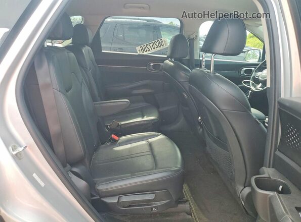 KNDRGDLG2N5112926 2022 KIA SORENTO Silver Вид задньої частини салону
